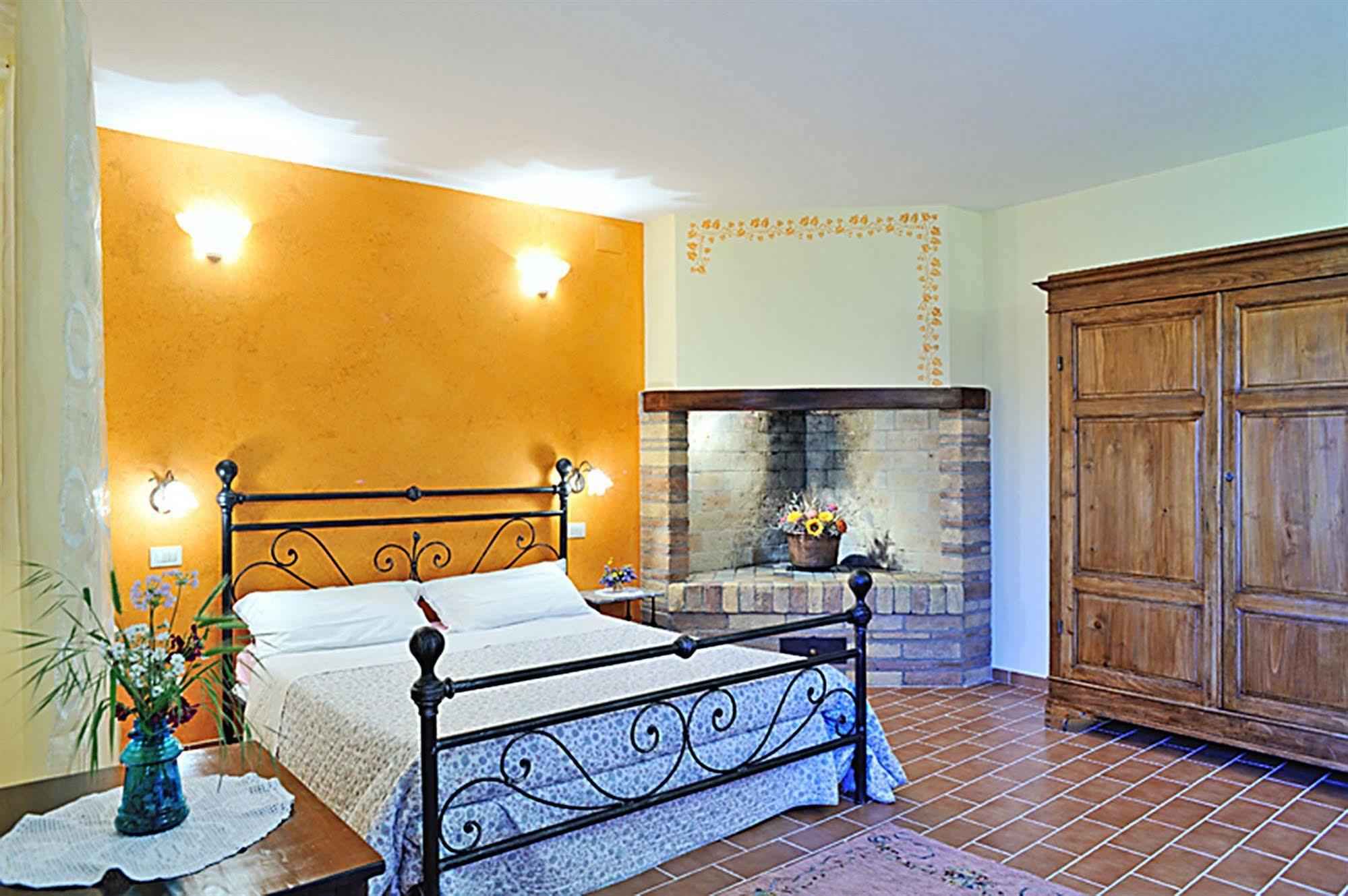 Agriturismo La Buca Di Bellugi San Quirico dʼOrcia Zewnętrze zdjęcie